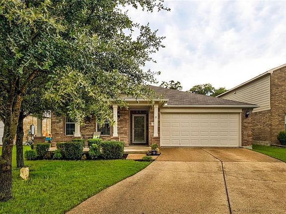 2nd image of 725 Kingfisher Ln
