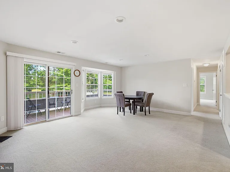 111 Worlidge Ct #5 — Photo 3