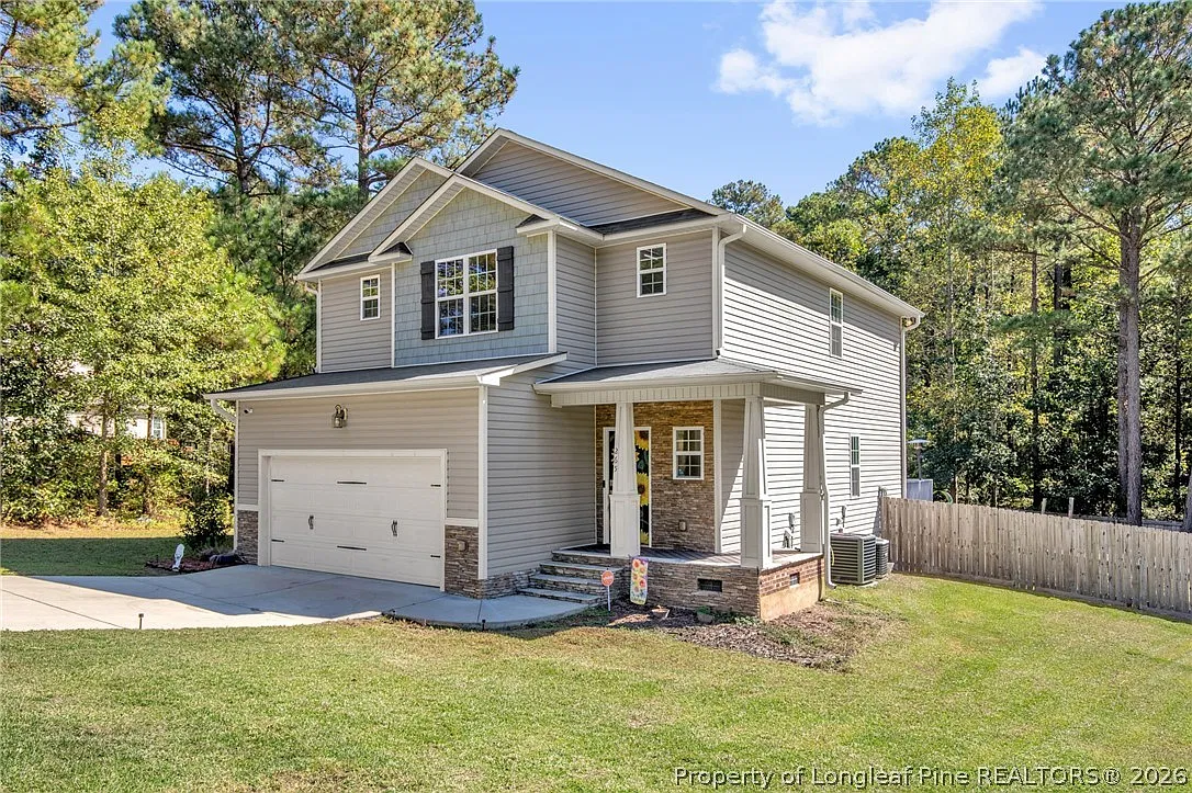 4 bed, 2.5 bath, 1986 sqft, $1,850 — Photo 3