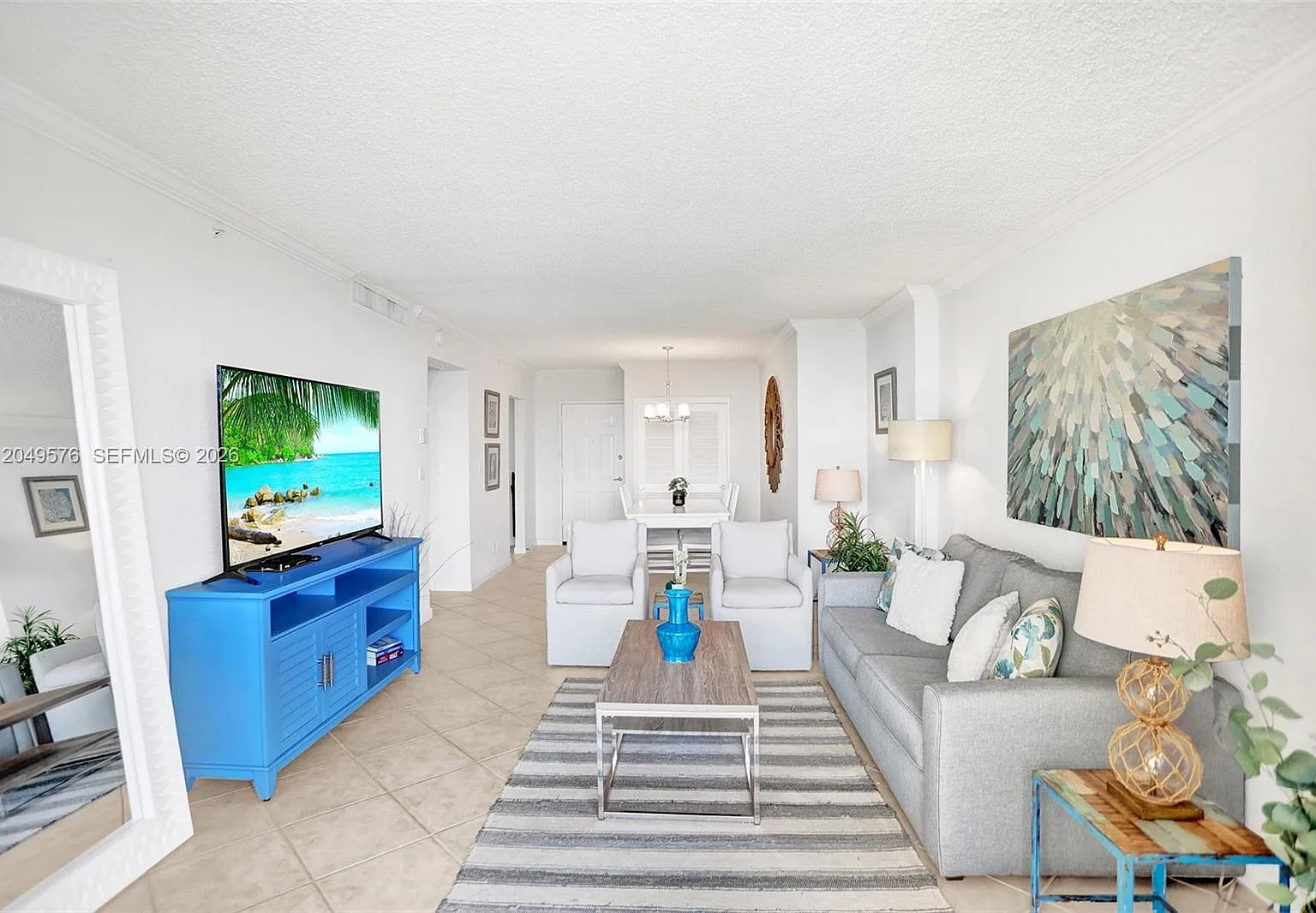 Wave Condo — Photo 4