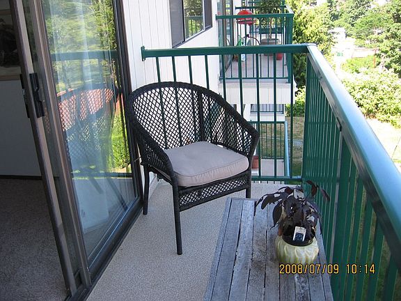 New balcony railings and decking
