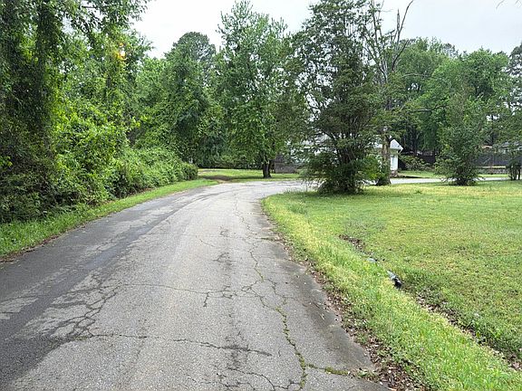 5th image of 18 Crape Myrtle Rd