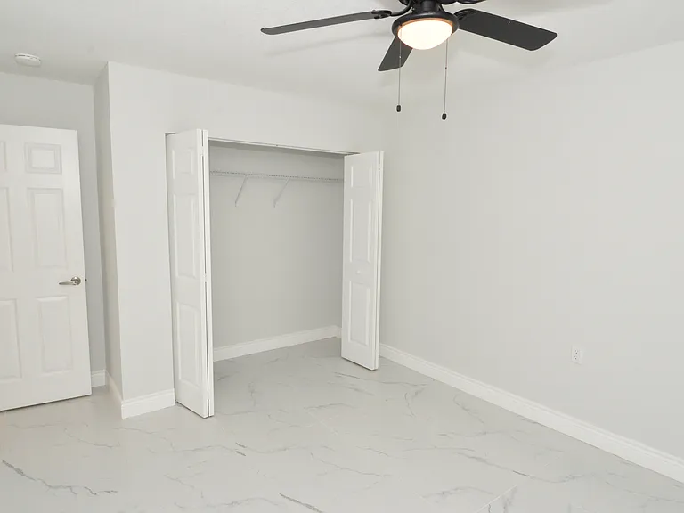 3947 Venetian Way — Photo 20