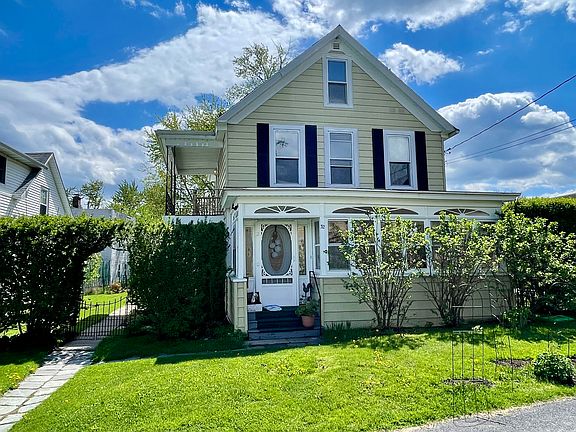 2nd image of 32 Wilmer Ave