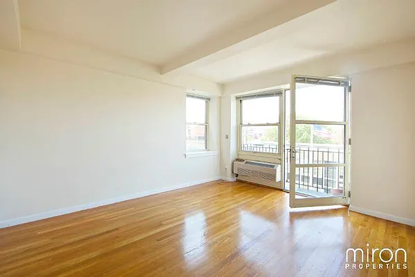 Rented by Miron Properties | media 37