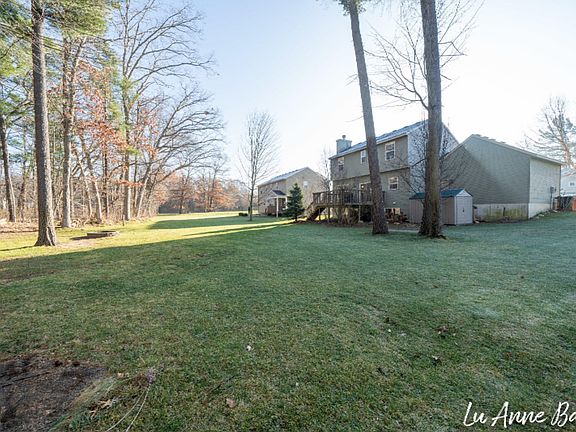 3rd image of 2193 Hollyhock St NE