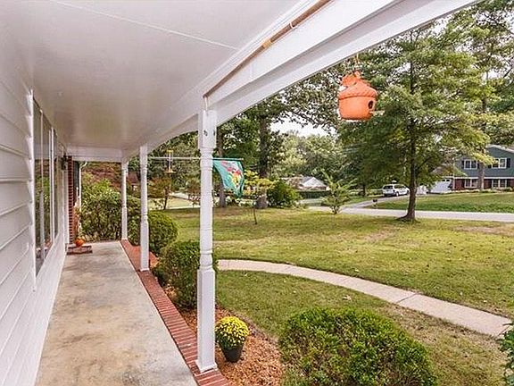 2nd image of 2352 Penrose Dr