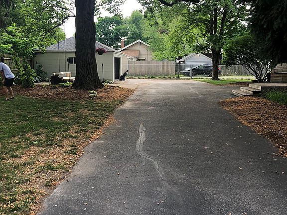 2nd image of 6114 Evanston Ave