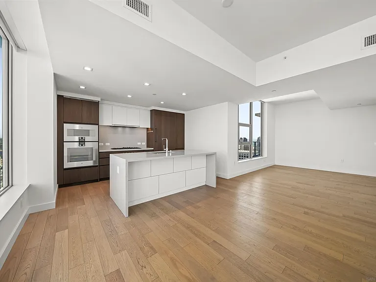 1388 Kettner #3602 — Photo 20