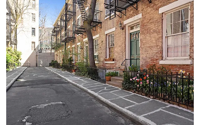 Rented by Douglas Elliman | media 9