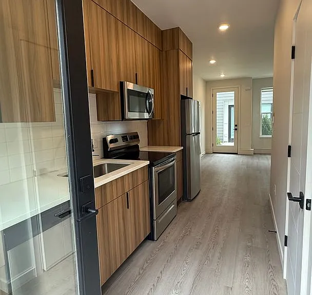 Emerald Townhomes — Photo 36