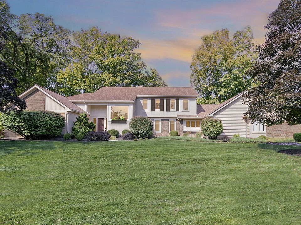 1st image of 886 Squire Oaks Dr