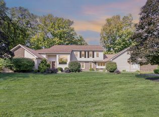 886 Squire Oaks Dr, Villa Hills, KY 41017