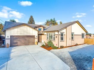 3227 204th St SW, Lynnwood, WA 98036