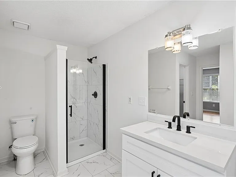 5200 Laurel Bridge Dr SE — Photo 15