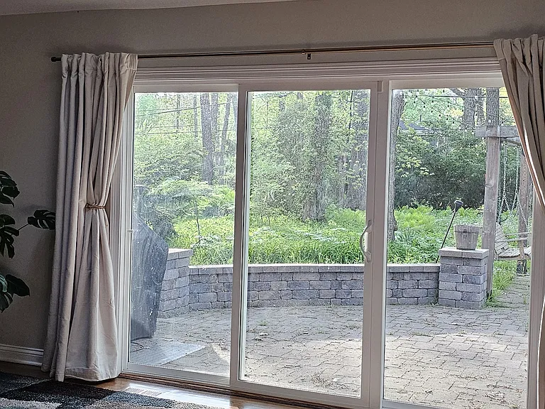 76 Lincolnshire Dr — Photo 13
