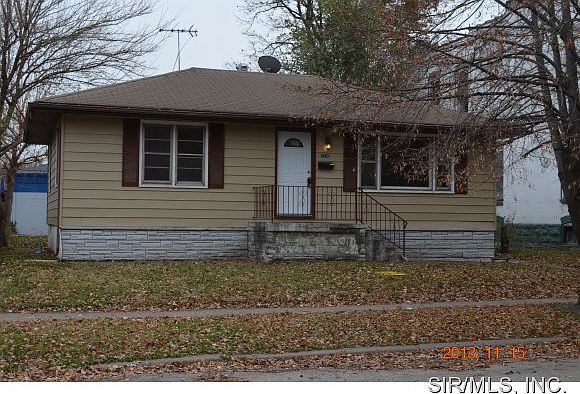 1st image of 2220 Grand Ave