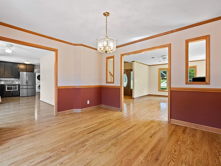 3010 Eaker Dr — Photo 11