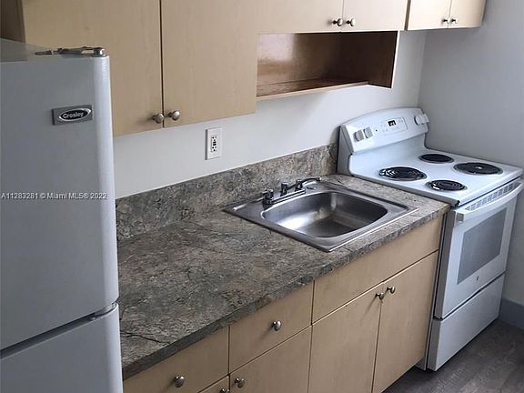 2nd image of 1805 NW 2nd Ct APT 203