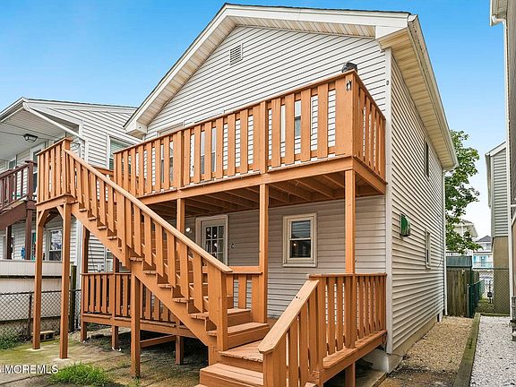 2nd image of 223 Hamilton Avenue