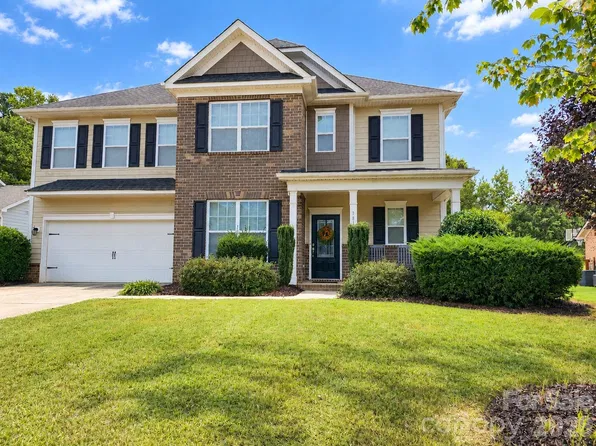 7810 Grove Hall Ave, Mint Hill, NC 28227