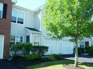 9 Hampton Pl, East Brunswick, NJ 08816