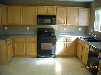 3rd image of 919 Valetta Flat Ave