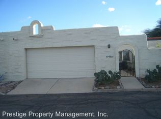 300 E Via Terrenal, Green Valley, AZ 85614