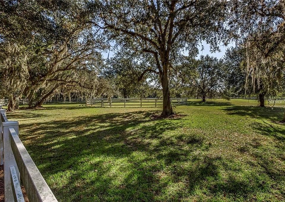 2nd image of SW Vineyard Ter