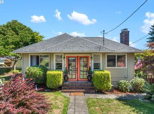 719 Peters St, Raymond, WA 98577