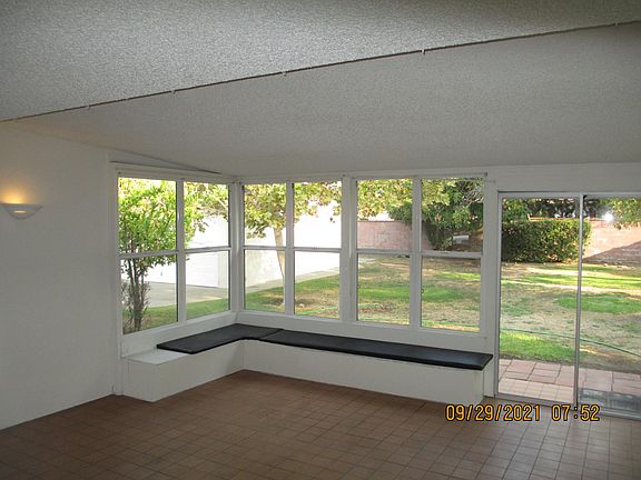 5th image of 961 E Bennett Ave