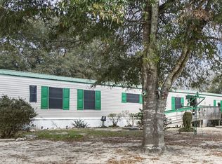 72 W Larkspur Ave, Defuniak Springs, FL 32433