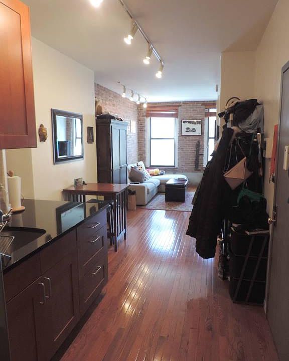 1st image of 52 Macdougal St APT 2A