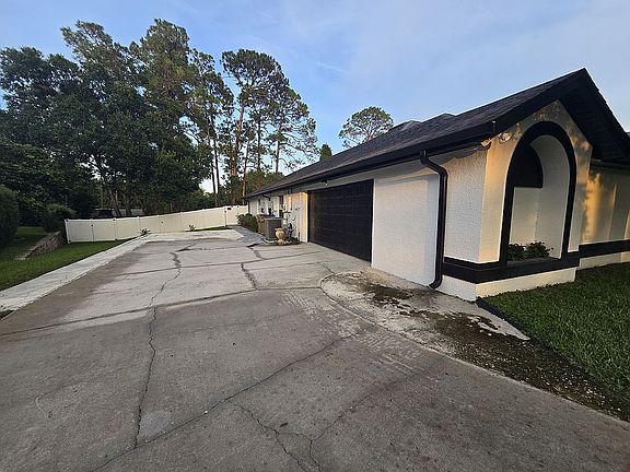 3rd image of 5348 Mill Stream Dr
