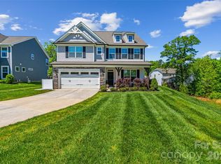 3007 Birch Creek Dr, Gastonia, NC 28054