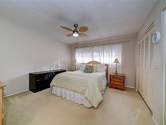 5th image of 402 Mindy Dr
