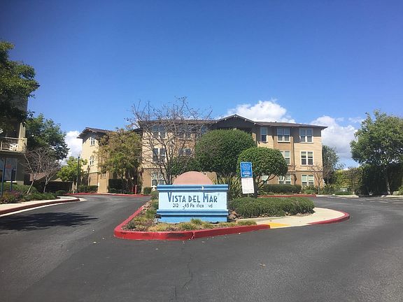 4th image of 225 Pacifica Blvd Unit 104