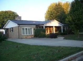 2512 Rock St, Peru, IL 61354