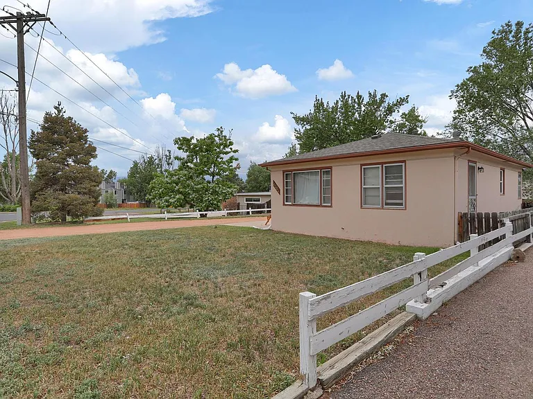 4002 Mallow Rd #A — Photo 20