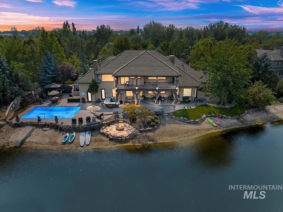 1st image of 480 E Laguna Shore Ln