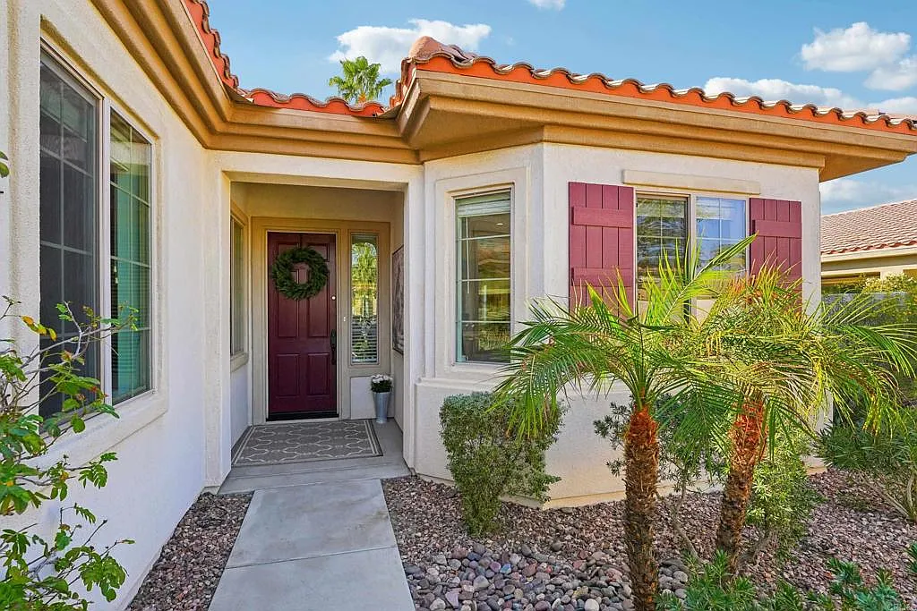 3 bed, 2.0 bath, 2147 sqft, $5,000 — Photo 4