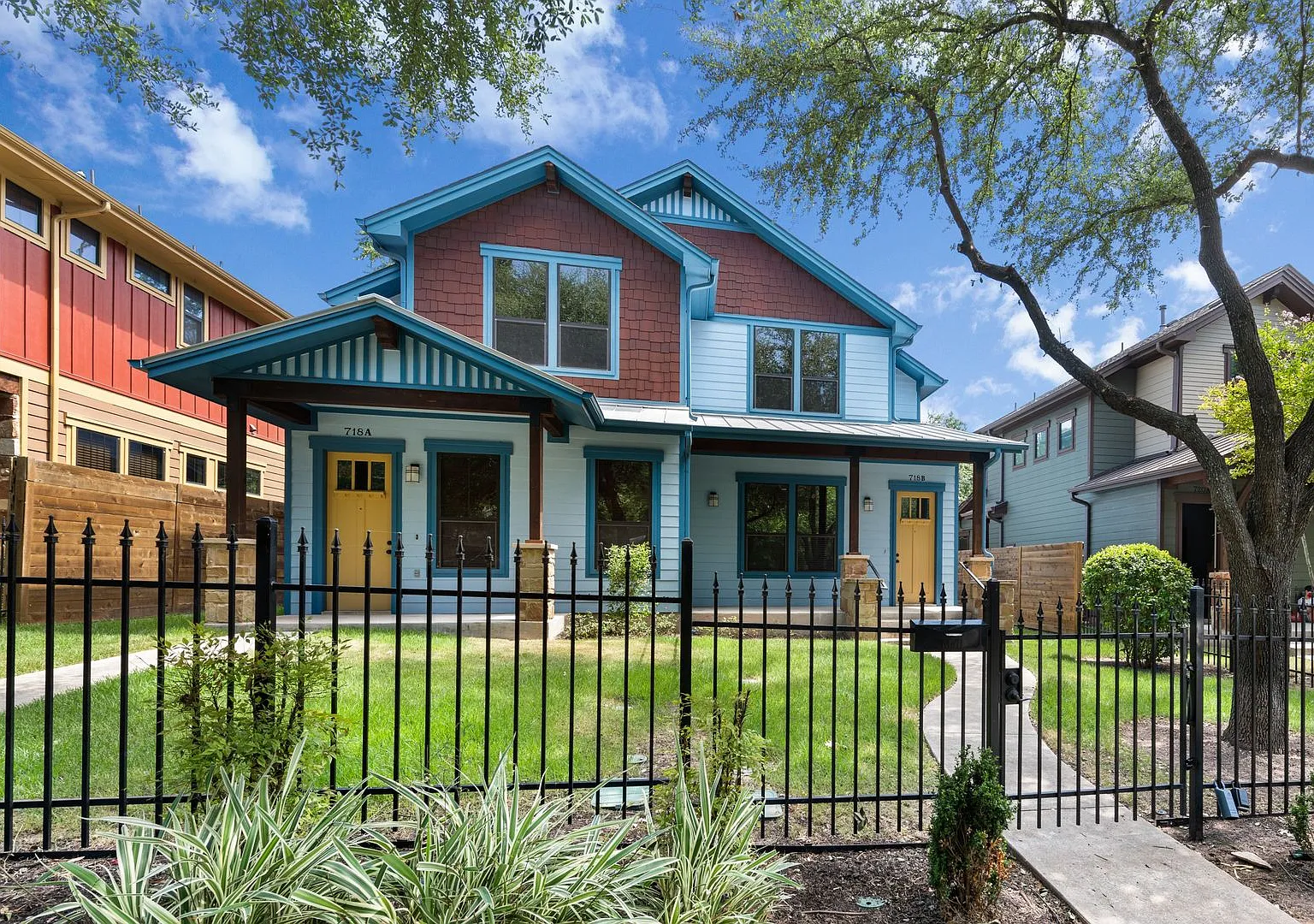 718 Harris Avenue — Photo 1