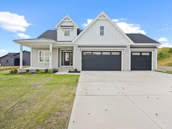 1421 Stonehaven Dr, Sun Prairie, WI 53590