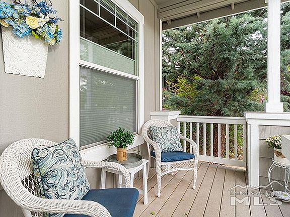 2nd image of 1185 Harbor Town Cir