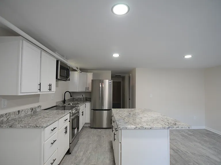 7119 Delaware Ave #4 — Photo 3