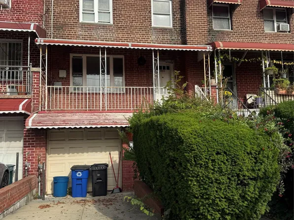 3304 Corsa Ave, Bronx, NY 10469