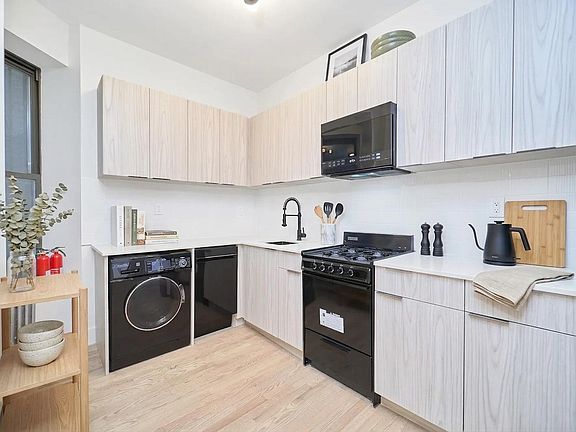 2nd image of 302 E 5th St #3A