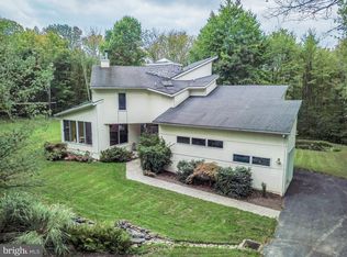 1995 Three Mile Run Rd, Perkasie, PA 18944