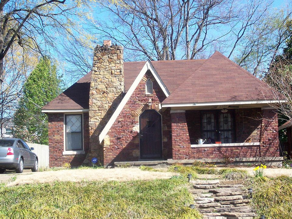 Wonderful Brick Tutor w/ front porch