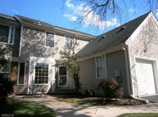 41 Myrtle Ct, Whitehouse Station, NJ 08889
